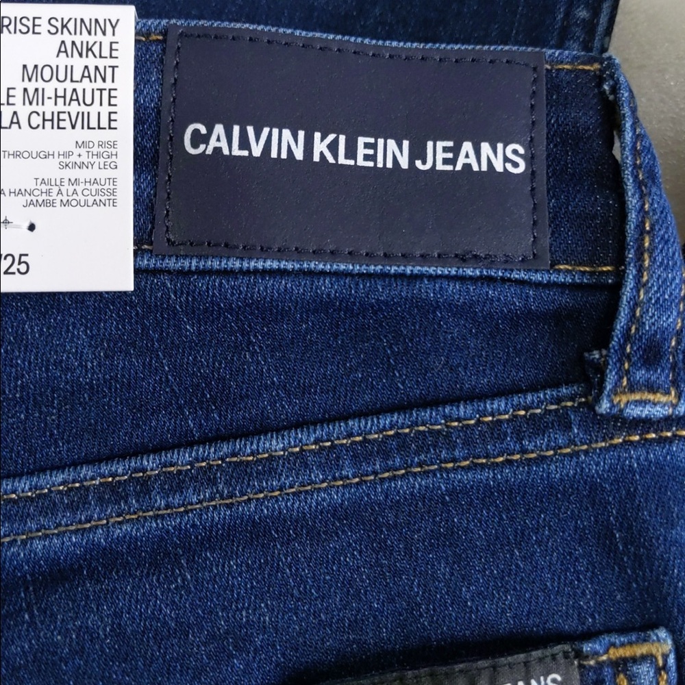 Calvin Klein Jeans Mid Rise Skinny Ankle Jeans - Picture 10 of 15